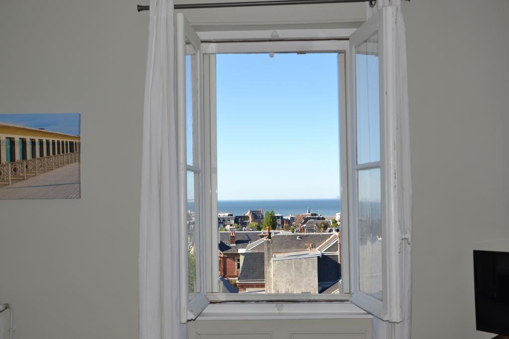 Guesthouse La Mascotte Villers-sur-Mer Exterior foto